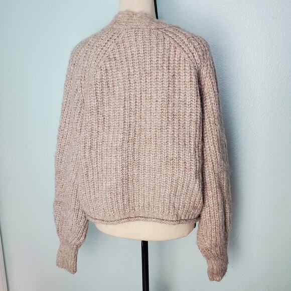 Over Size Beige Chunky Sweater Size S - Picture 2 of 6